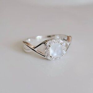 Women's 925 Sterling Silver Mother of Pearl Halo Ring Engagement Promise Wedding